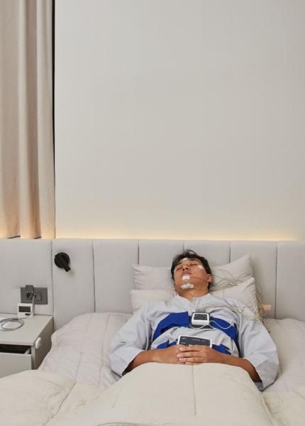 Sleep study in a sleep lab for evaluating sleep disorders